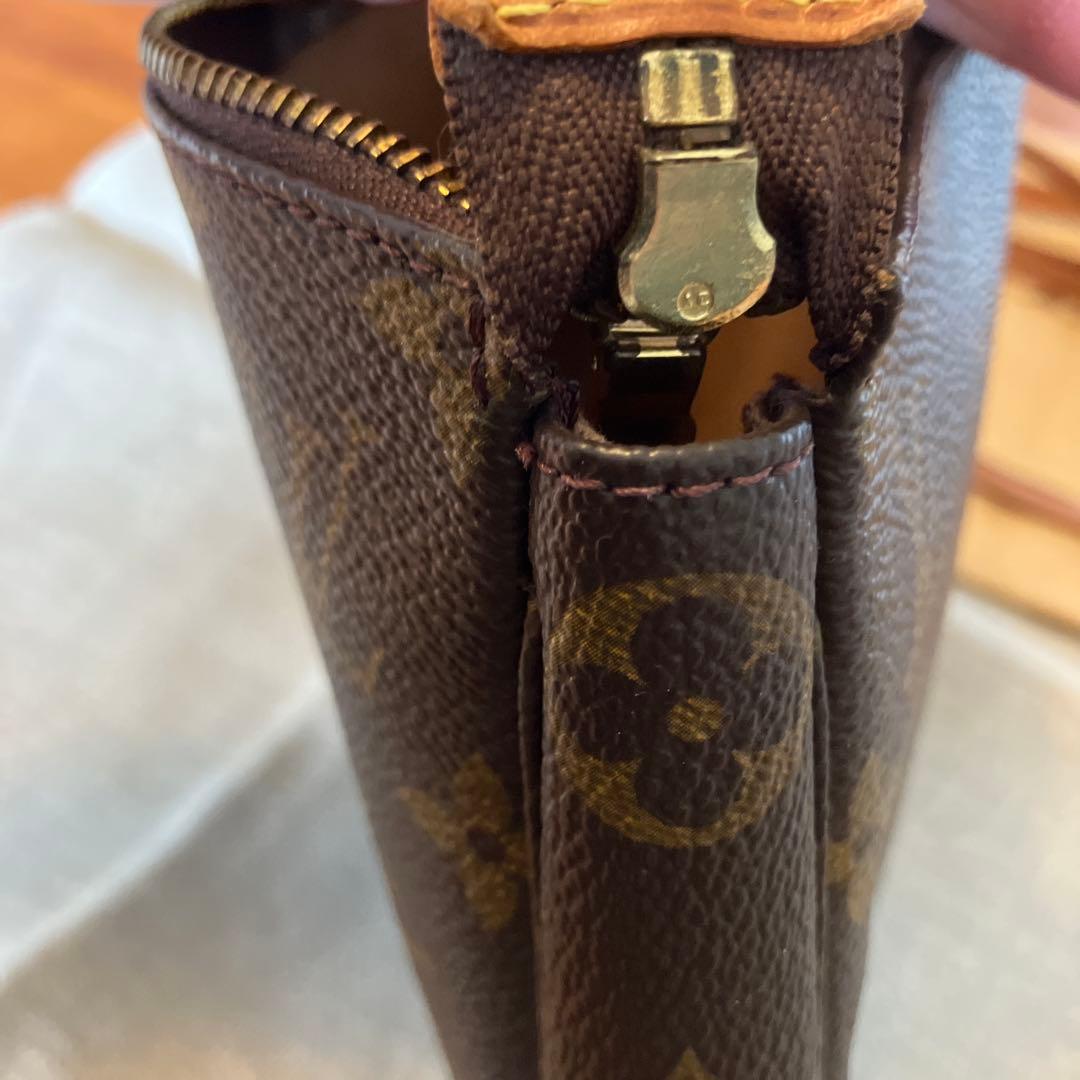 エ*ー様 ルイヴィトン アクセソワール　査定済　ポーチ美品