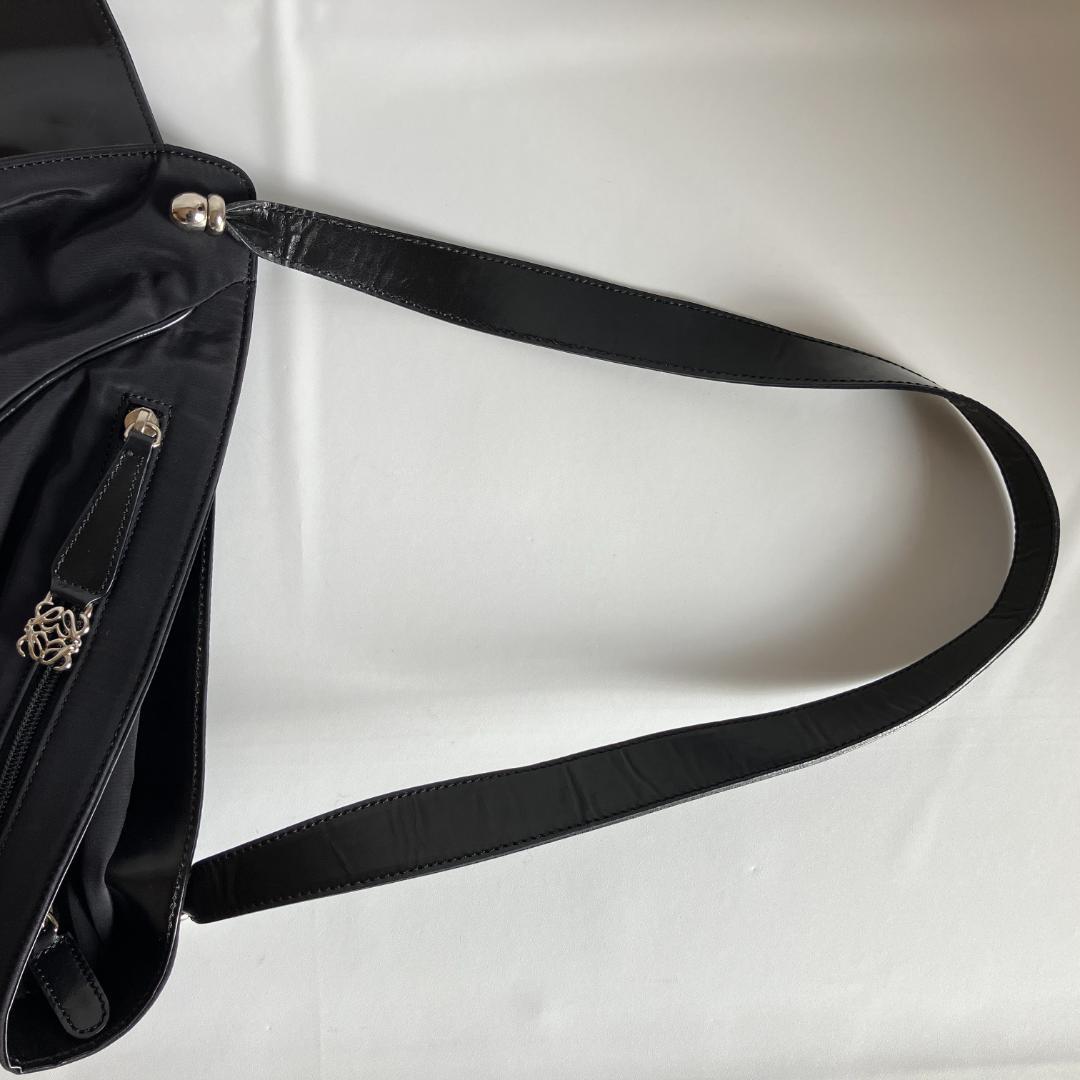 S*️様 LOEWE ロエベ　ショルダーバッグ　パズル　アナグラム　ナイロン&レ