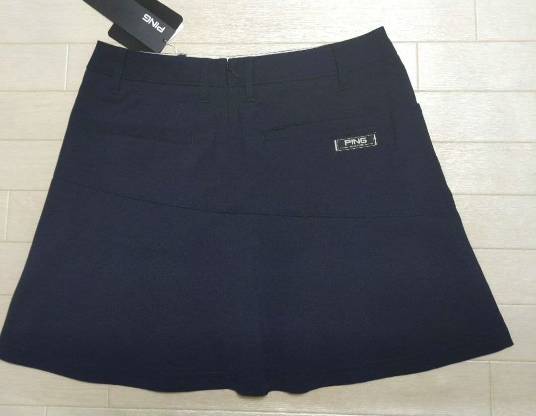 再再再値下げ新品　PINGピン　モックネック&スカートL　セット