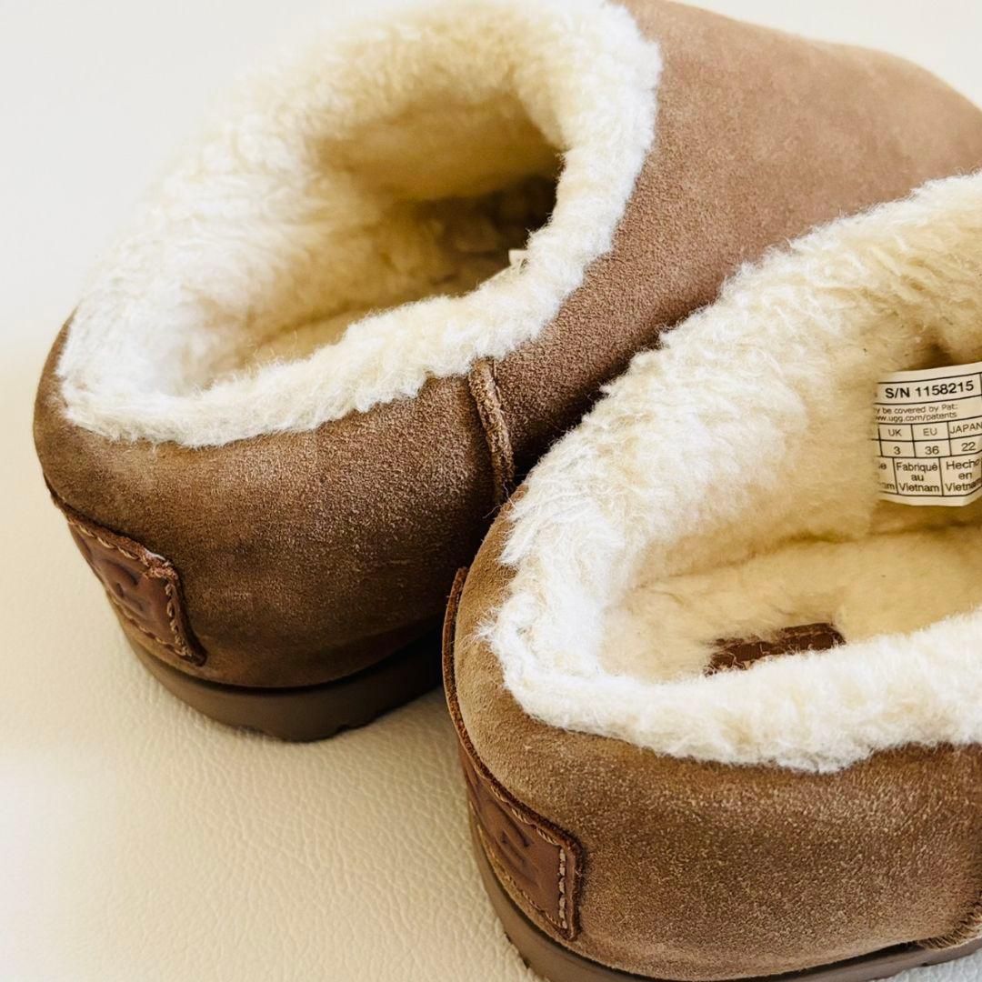 2743 UGG アグ パンプドスライド　ムートンブーツ